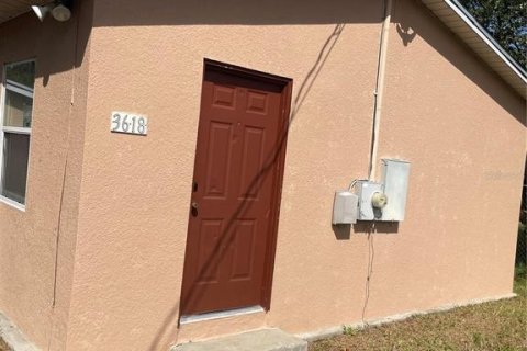 Villa ou maison à vendre à Mount Dora, Floride: 2 chambres, 75.62 m2 № 1914241 - photo 2