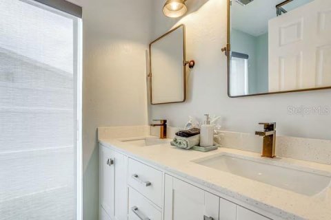 Villa ou maison à vendre à Palmetto, Floride: 4 chambres, 172.89 m2 № 2409853 - photo 22