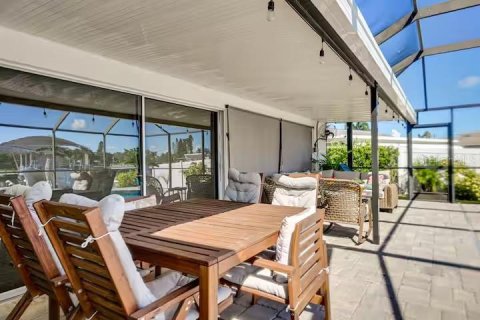 Villa ou maison à vendre à Palmetto, Floride: 4 chambres, 172.89 m2 № 2409853 - photo 27