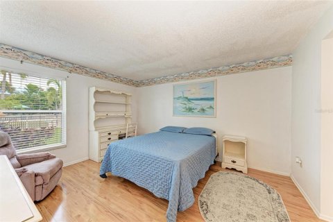 Купить кондоминиум в Брейдентон, Флорида 5 комнат, 87.98м2, № 1915400 - фото 17