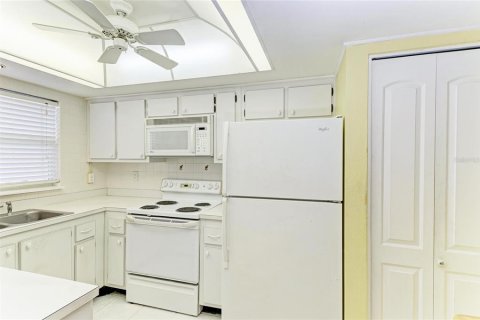 Купить кондоминиум в Брейдентон, Флорида 5 комнат, 87.98м2, № 1915400 - фото 5