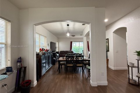 House in Homestead, Florida 3 bedrooms, 170.29 sq.m. № 1728681 - photo 18