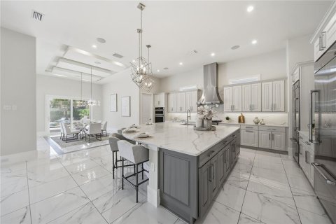 House in Kissimmee, Florida 7 bedrooms, 541.71 sq.m. № 2393897 - photo 18