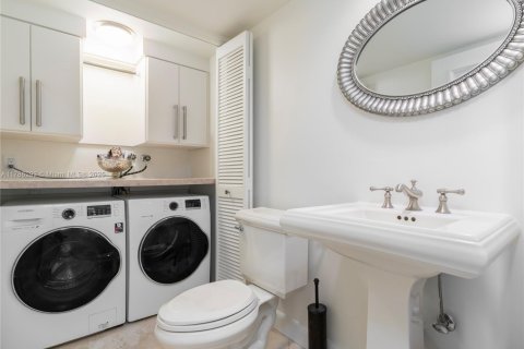 Condo in South Palm Beach, Florida, 3 bedrooms  № 1874558 - photo 18
