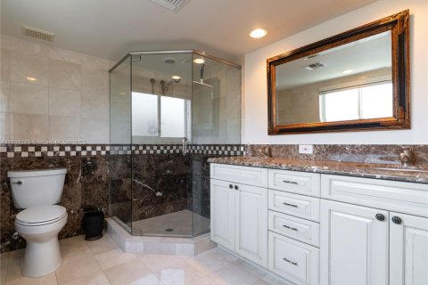 Condo in South Palm Beach, Florida, 3 bedrooms  № 1874558 - photo 13