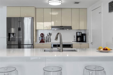 Купить кондоминиум в Майами, Флорида 3 комнаты, 125.42м2, № 2007097 - фото 10