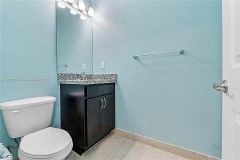 Touwnhouse à louer à Pembroke Pines, Floride: 3 chambres, 184.41 m2 № 1957176 - photo 16