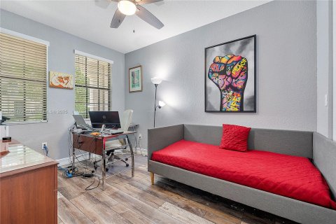 Touwnhouse à louer à Pembroke Pines, Floride: 3 chambres, 184.41 m2 № 1957176 - photo 4