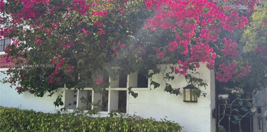 Touwnhouse à Aventura, Floride 3 chambres, 126.81 m2 № 1889928