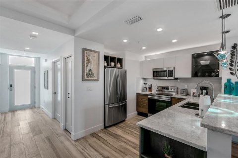 Condo in Merrit Island, Florida, 3 bedrooms  № 1832618 - photo 6