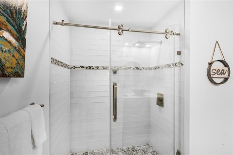 Condo in Merrit Island, Florida, 3 bedrooms  № 1832618 - photo 26