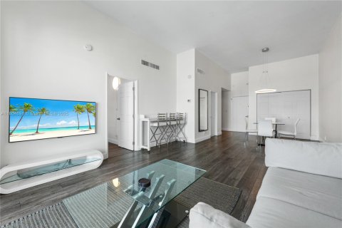 Condominio en venta en Miami Beach, Florida, 1 dormitorio, 84.54 m2 № 1869964 - foto 25