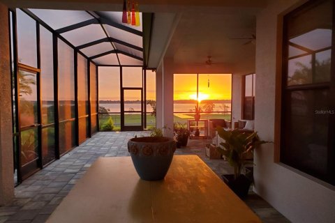 Casa en venta en Lake Alfred, Florida, 4 dormitorios, 224.36 m2 № 2197714 - foto 4