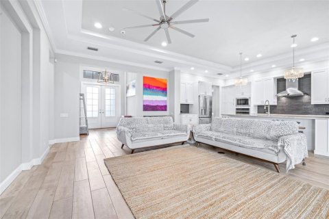 Casa en venta en Lake Alfred, Florida, 4 dormitorios, 224.36 m2 № 2197714 - foto 10