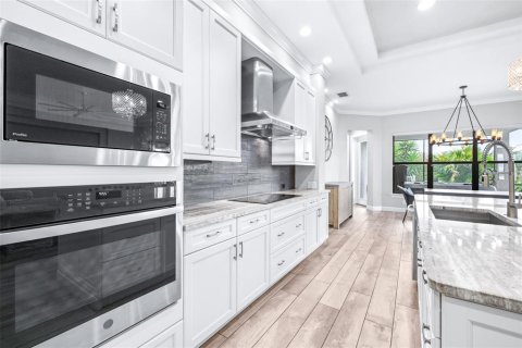 Casa en venta en Lake Alfred, Florida, 4 dormitorios, 224.36 m2 № 2197714 - foto 18