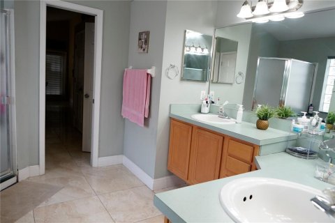 Casa en venta en Apopka, Florida, 4 dormitorios, 189.33 m2 № 1905436 - foto 11