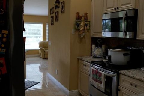 Casa en venta en Apopka, Florida, 4 dormitorios, 189.33 m2 № 1905436 - foto 6