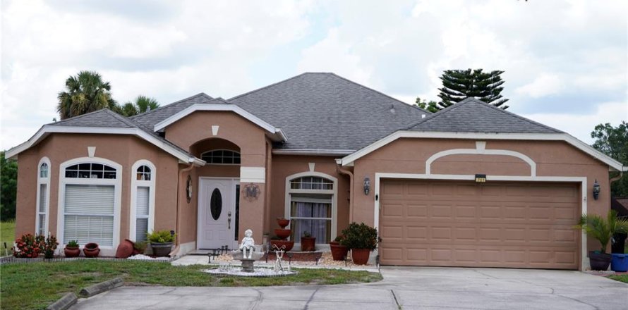 Casa en Apopka, Florida 4 dormitorios, 189.33 m2 № 1905436