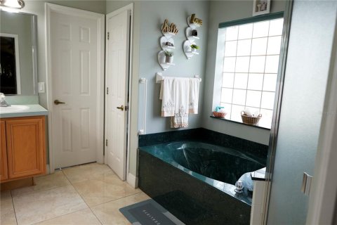 Casa en venta en Apopka, Florida, 4 dormitorios, 189.33 m2 № 1905436 - foto 12
