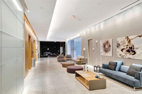 Condo in Miami, Florida, 3 bedrooms  № 1946580 - photo 14