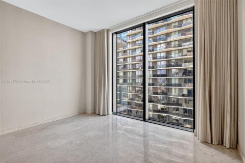 Condo in Miami, Florida, 3 bedrooms  № 1946580 - photo 27