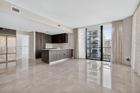 Condo in Miami, Florida, 3 bedrooms  № 1946580 - photo 23