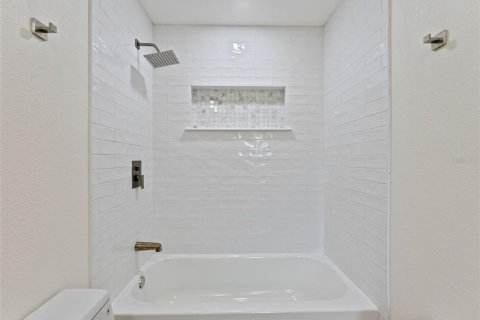 Villa ou maison à vendre à Saint Petersburg, Floride: 4 chambres, 207.54 m2 № 1904758 - photo 23