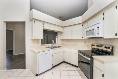 House in Riverview, Florida 4 bedrooms, 149.39 sq.m. № 1851153 - photo 5