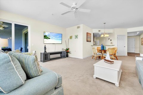 Condo in Punta Gorda, Florida, 2 bedrooms  № 2166048 - photo 8