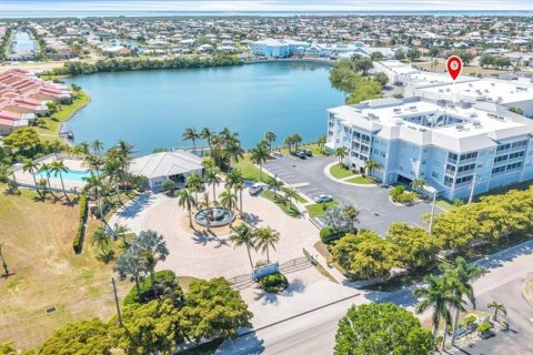 Condo in Punta Gorda, Florida, 2 bedrooms  № 2166048 - photo 2
