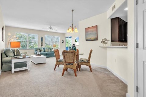 Condo in Punta Gorda, Florida, 2 bedrooms  № 2166048 - photo 4