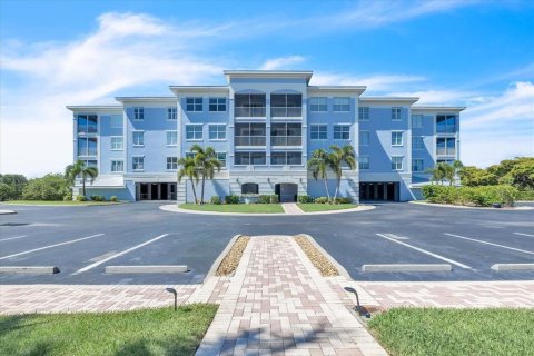 Condo in Punta Gorda, Florida, 2 bedrooms  № 2166048 - photo 3