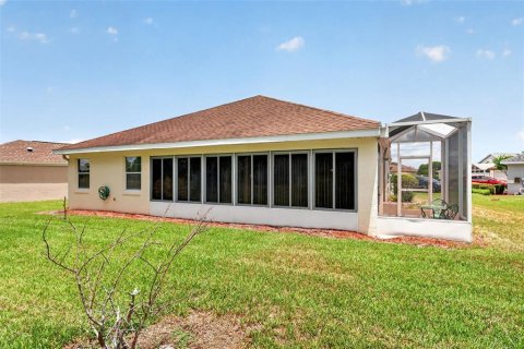House in Summerfield, Florida 3 bedrooms, 143.44 sq.m. № 2092084 - photo 27