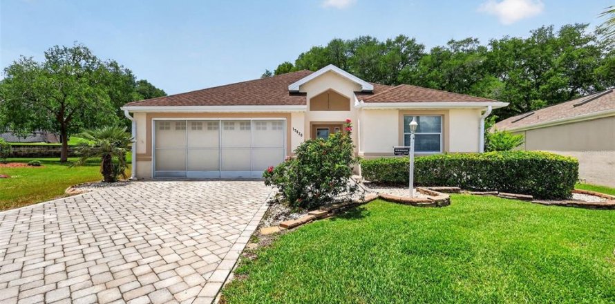 House in Summerfield, Florida 3 bedrooms, 143.44 sq.m. № 2092084