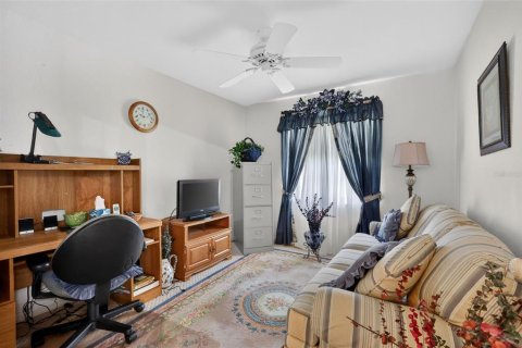 House in Summerfield, Florida 3 bedrooms, 143.44 sq.m. № 2092084 - photo 21
