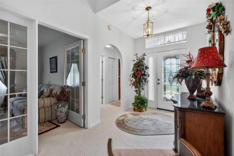 House in Summerfield, Florida 3 bedrooms, 143.44 sq.m. № 2092084 - photo 4