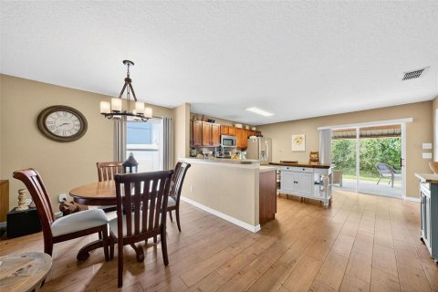 House in Orlando, Florida 3 bedrooms, 157.19 sq.m. № 1873046 - photo 7