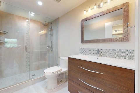 Casa en venta en Key Largo, Florida, 3 dormitorios, 243.87 m2 № 1977556 - foto 12