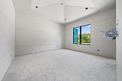 House in Palm Beach Gardens, Florida 5 bedrooms, 490.71 sq.m. № 2253579 - photo 18