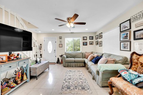 Immobilier commercial à vendre à St. Lucie, Floride: 323.3 m2 № 2193474 - photo 21