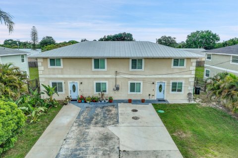 Immobilier commercial à vendre à St. Lucie, Floride: 323.3 m2 № 2193474 - photo 5