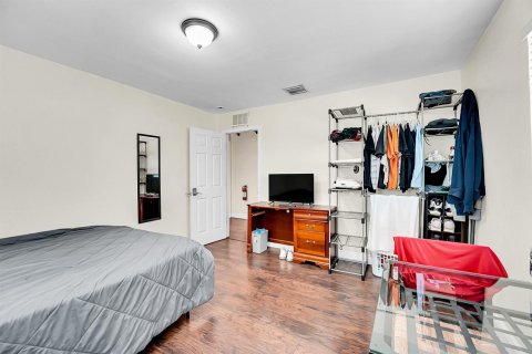 Immobilier commercial à vendre à St. Lucie, Floride: 323.3 m2 № 2193474 - photo 25