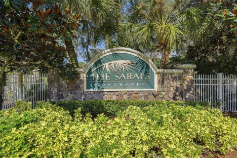 Townhouse in New Port Richey, Florida 3 bedrooms, 208.57 sq.m. № 2427012 - photo 3