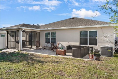 House in Clermont, Florida 4 bedrooms, 161.28 sq.m. № 1637270 - photo 3