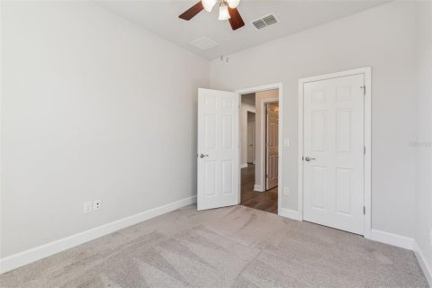 House in Fish Hawk, Florida 2 bedrooms, 162.76 sq.m. № 2429586 - photo 20