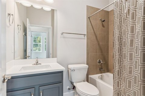 House in Fish Hawk, Florida 2 bedrooms, 162.76 sq.m. № 2429586 - photo 22