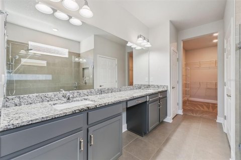 House in Fish Hawk, Florida 2 bedrooms, 162.76 sq.m. № 2429586 - photo 16