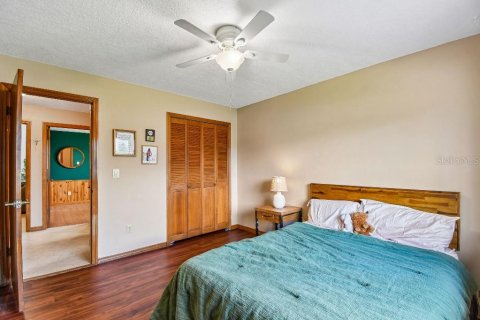 House in Altamonte Springs, Florida 4 bedrooms, 185.99 sq.m. № 2196135 - photo 22