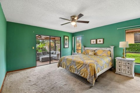 House in Altamonte Springs, Florida 4 bedrooms, 185.99 sq.m. № 2196135 - photo 17