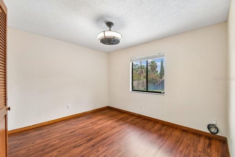 House in Altamonte Springs, Florida 4 bedrooms, 185.99 sq.m. № 2196135 - photo 21